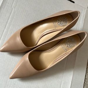 Vince Camuto taupe leather pumps. 7.5 NEW